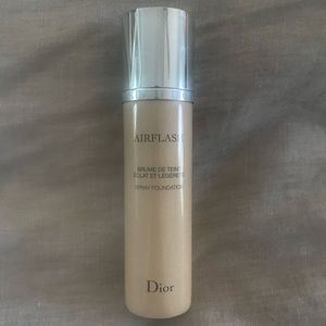 Dior Airflash Spray Foundation (Shade 205, Beige)